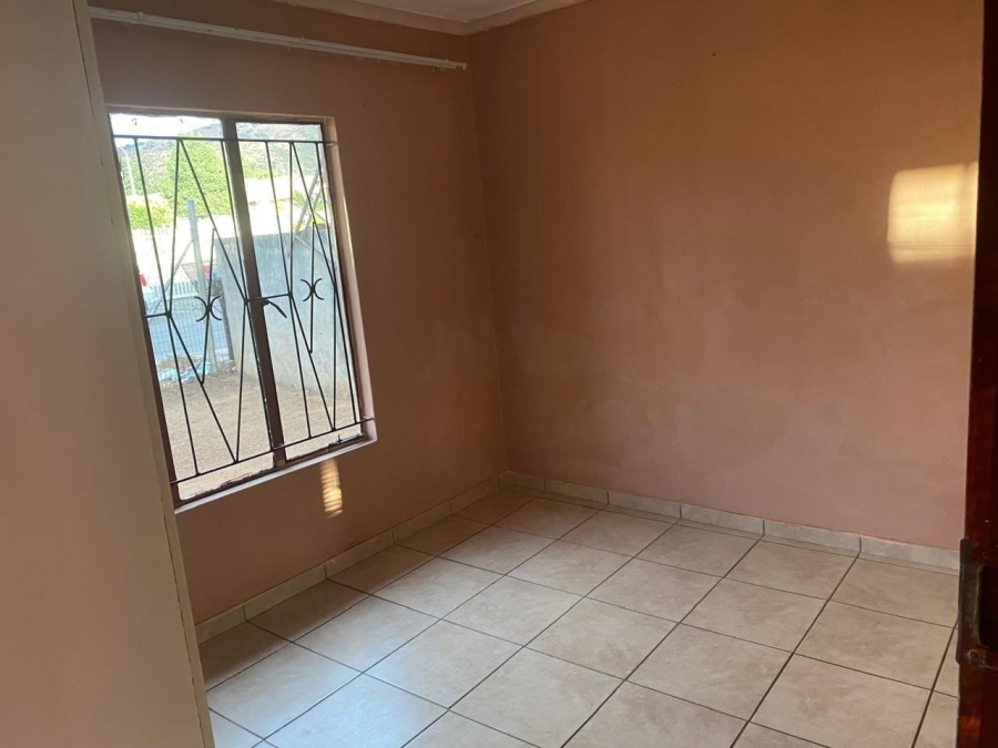 2 Bedroom Property for Sale in Tlhabane North West